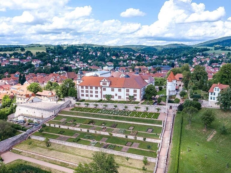 Schloss-Wilhelmsburg, Ausflugstipp Hotel Oberhof