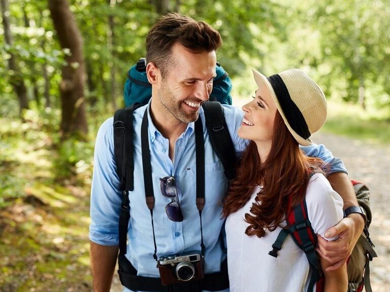 Paar beim Aktivurlaub in Oberhof ©baranq-stock.adobe.com