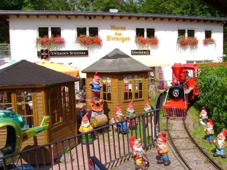 Zwergenpark, Urlaub in Thüringen, Ausflugstipp Oberhof Hotel